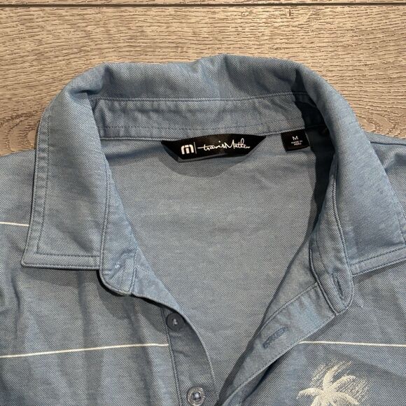 Travis Mathew Golf Polo Shirt Mens Medium Beach Palm Tree Pattern Preppy Blue - Picture 2 of 6